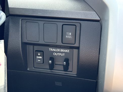 Used 2021 Toyota Tundra SR5 RWD image 23