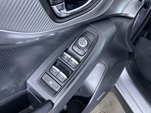 Used 2023 Subaru Crosstrek 2.5i Limited image 14