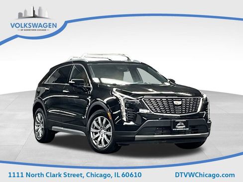 Used 2023 Cadillac XT4 Premium Luxury image 1
