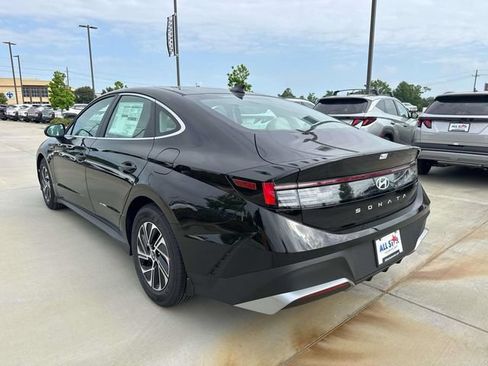 New 2026 Hyundai Sonata Blue FWD image 7