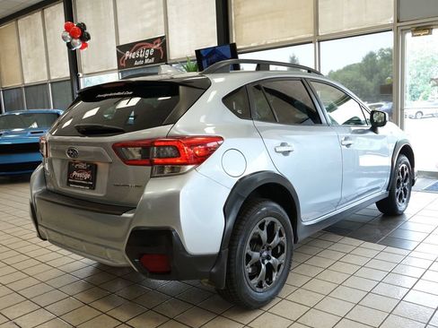 Used 2021 Subaru Crosstrek 2.0i Premium w/ Moonroof Package AWD/4WD image 17