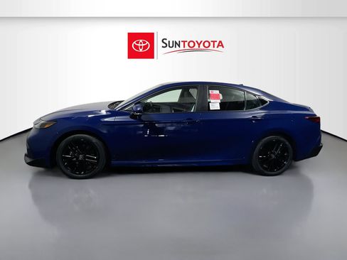 New 2026 Toyota Camry SE image 7