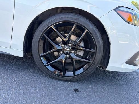 Used 2024 Honda Civic Sport image 8