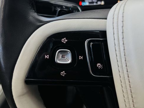 Used 2023 Lincoln Aviator Black Label w/ Dynamic Handling Package AWD/4WD image 46