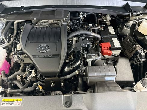 Used 2026 Toyota Grand Highlander AWD image 36