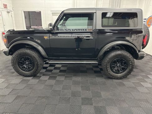 Used 2023 Ford Bronco Badlands image 6