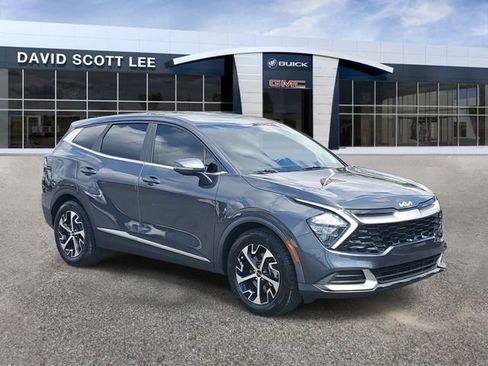 Used 2023 Kia Sportage EX FWD image 1