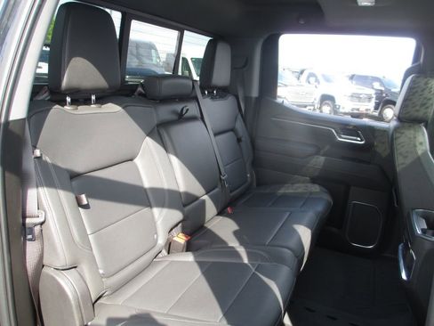 Used 2023 GMC Sierra 1500 SLT w/ SLT Premium Package AWD/4WD image 25