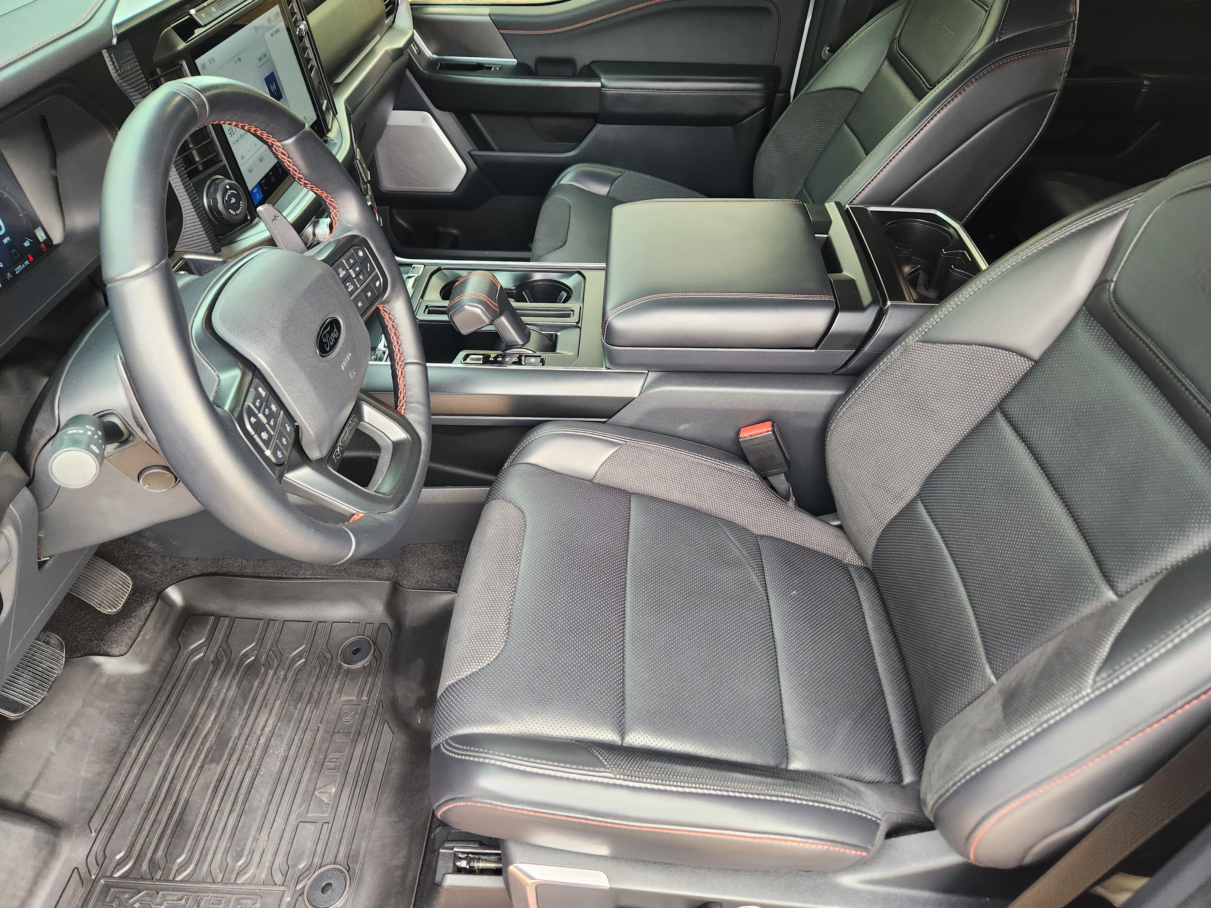 Used 2025 Ford F150 Raptor AWD/4WD image 9