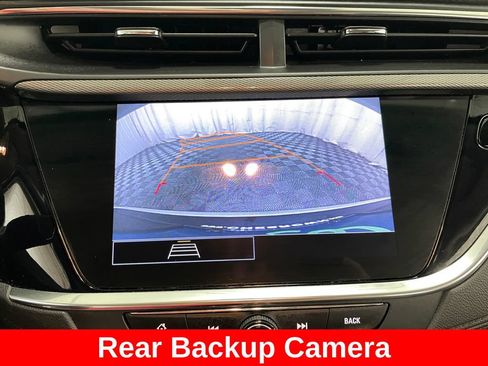 Used 2023 Buick Encore GX Preferred w/ Cold Weather Comfort Package AWD/4WD image 3