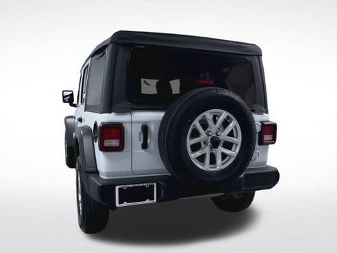 Used 2023 Jeep Wrangler Unlimited Sport AWD/4WD image 22