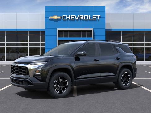 New 2025 Chevrolet Equinox ACTIV image 2