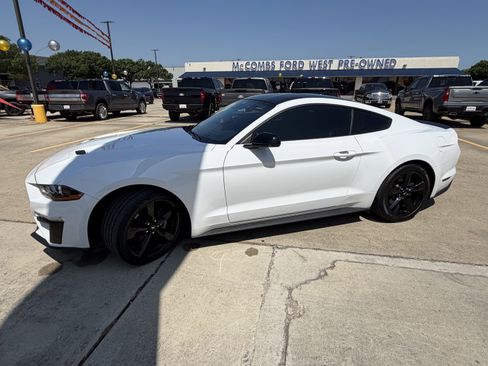 Certified 2021 Ford Mustang Premium w/ Black Accent Package RWD image 9