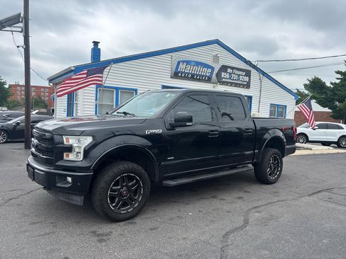 Used 2017 Ford F150 Lariat w/ Equipment Group 502A Luxury AWD/4WD image 2