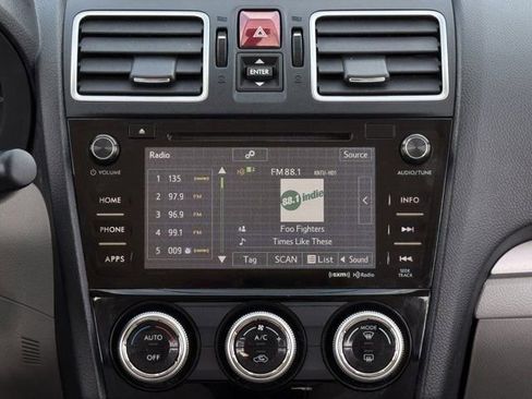 Used 2017 Subaru Forester 2.5i Premium w/ All-Weather Package image 14