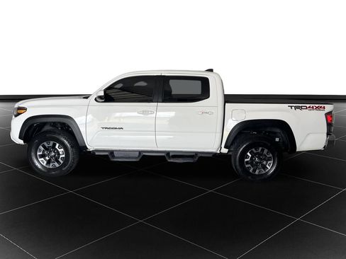 Used 2021 Toyota Tacoma TRD Off-Road AWD/4WD image 2