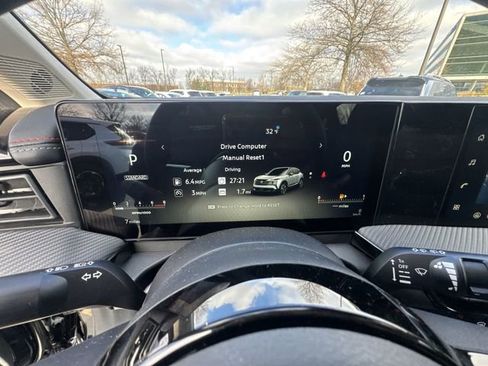 New 2026 Nissan Kicks SR w/ Cold Weather Package image 15