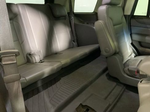 Used 2018 GMC Yukon Denali w/ Open Road Package AWD/4WD image 31