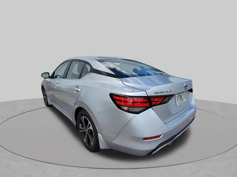 Used 2021 Nissan Sentra SV FWD image 3