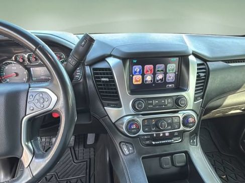 Used 2018 Chevrolet Tahoe LT AWD/4WD image 11