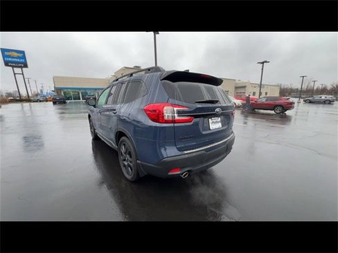 Used 2024 Subaru Ascent Onyx Edition image 6