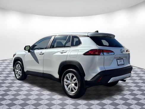 Used 2022 Toyota Corolla Cross L AWD/4WD image 5