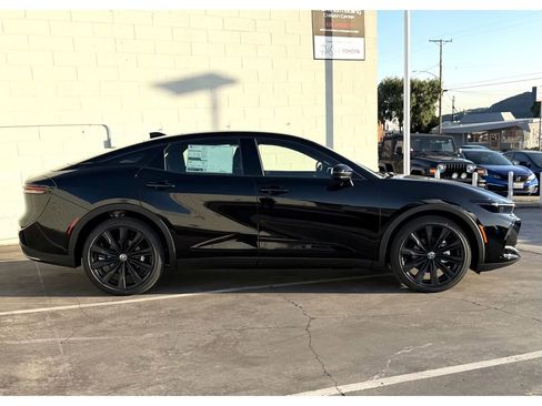 New 2026 Toyota Crown Nightshade image 5