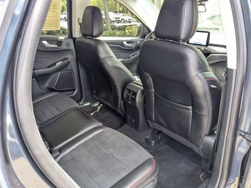 Used 2022 Ford Escape SEL w/ SEL Stealth AWD Package image 35