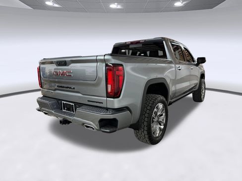 Used 2025 GMC Sierra 1500 Denali AWD/4WD image 8