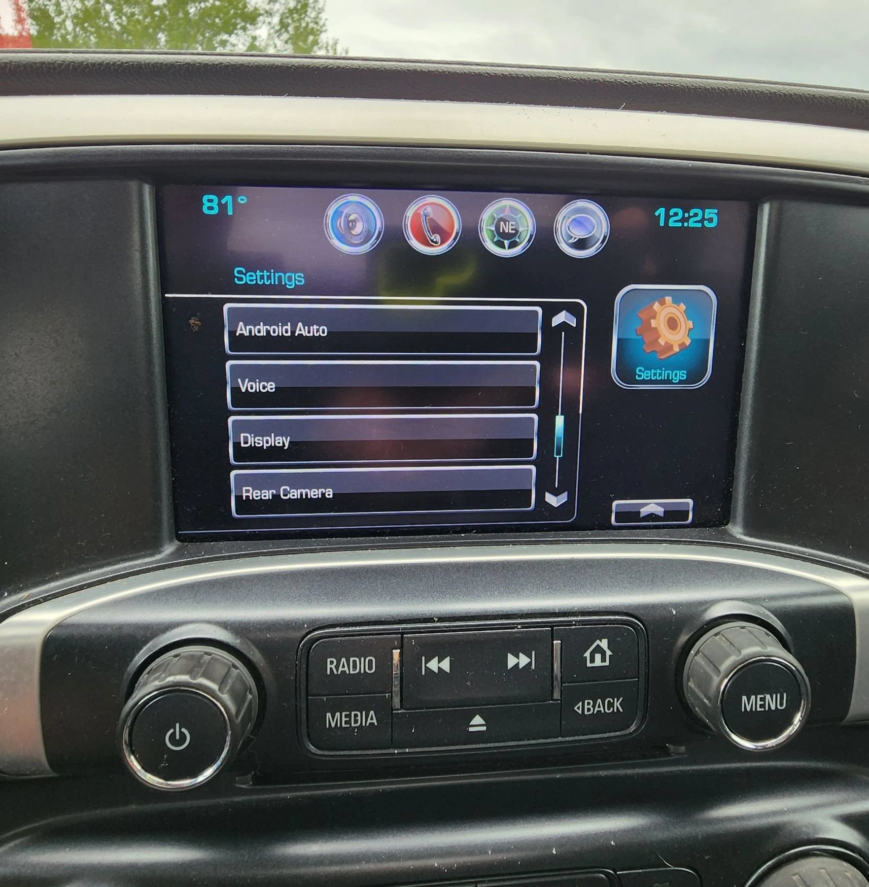 Used 2019 GMC Sierra 2500 SLE w/ Suspension Package, Off-Road AWD/4WD image 28