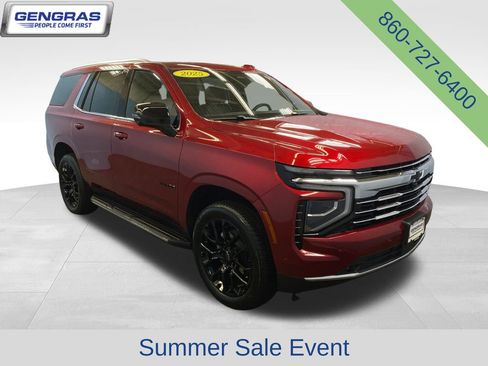 Used 2025 Chevrolet Tahoe LT w/ Comfort Package AWD/4WD image 1