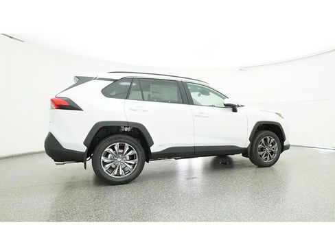 Used 2024 Toyota RAV4 XLE Premium w/ Weather Package AWD/4WD image 30