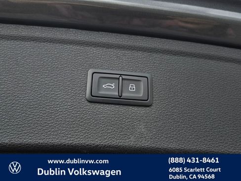 Used 2023 Audi Q5 2.0T Premium w/ Convenience Package AWD/4WD image 27