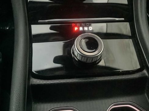 Used 2023 Jeep Grand Cherokee L Laredo image 18