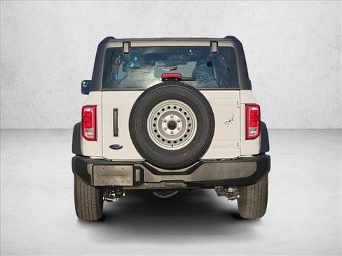 New 2025 Ford Bronco 4-Door image 8