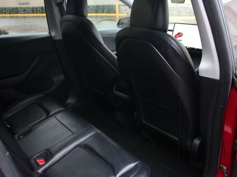 Used 2021 Tesla Model Y Performance image 22