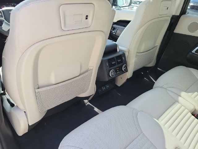 Used 2024 Land Rover Discovery S AWD/4WD image 11