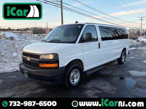 Used 2023 Chevrolet Express 3500 LS image 1