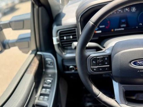 New 2025 Ford F250 Lariat w/ Lariat Ultimate Package image 17
