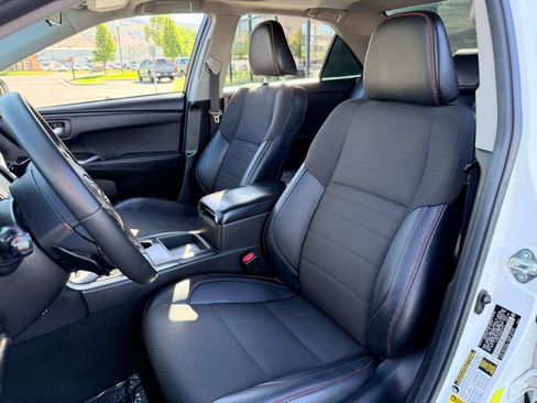 Used 2017 Toyota Camry SE w/ Moonroof Package FWD image 20