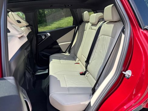New 2026 BMW X3 xDrive30i w/ Premium Package AWD/4WD image 23