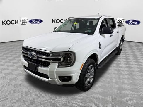 Used 2025 Ford Ranger XLT w/ Chrome Accent Package AWD/4WD image 3