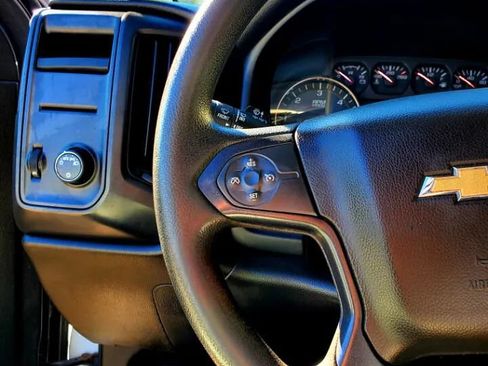 Used 2017 Chevrolet Silverado 1500 W/T RWD image 22