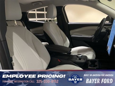 Used 2024 Ford Mustang Mach-E Premium image 25