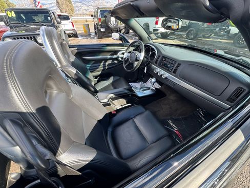 Used 2004 Chevrolet SSR w/ Preferred Equipment Group image 23