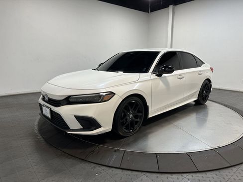 Certified 2024 Honda Civic Sport image 1