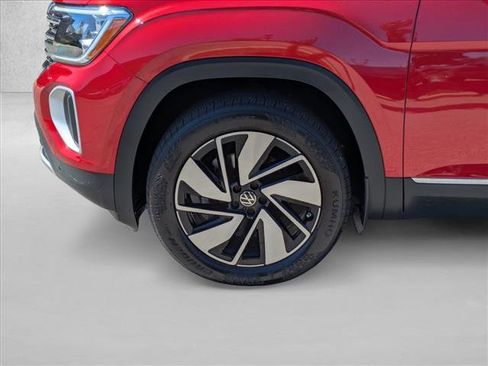 Used 2024 Volkswagen Atlas SEL image 23
