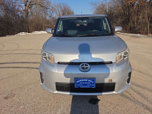 Used 2012 Scion xB image 9