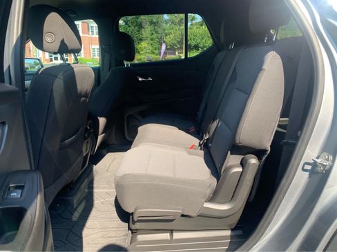 Used 2023 Chevrolet Traverse LT w/ LPO, Floor Liner Package AWD/4WD image 24