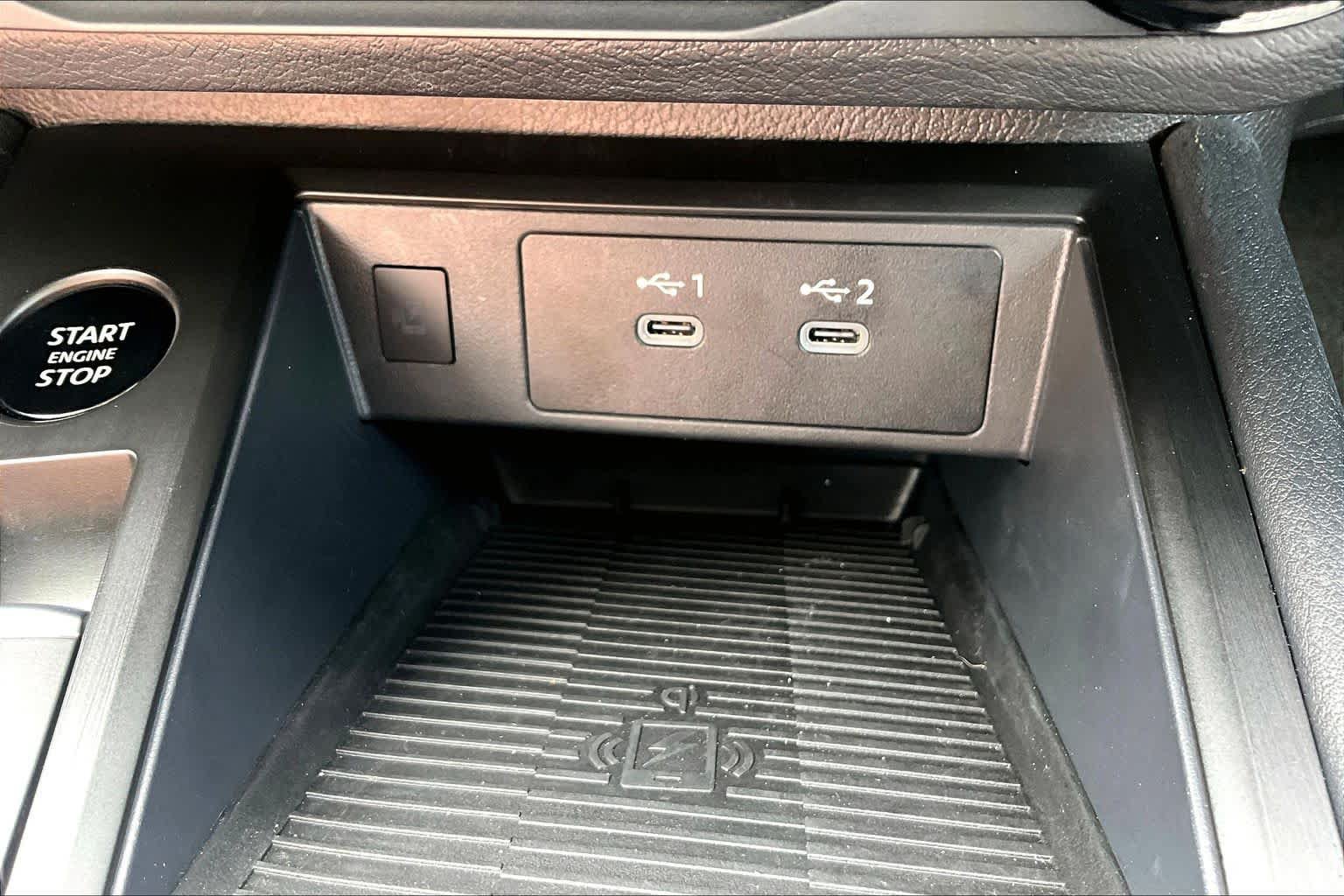 Certified 2026 Nissan Kicks SV w/ Charging Package FWD image 31